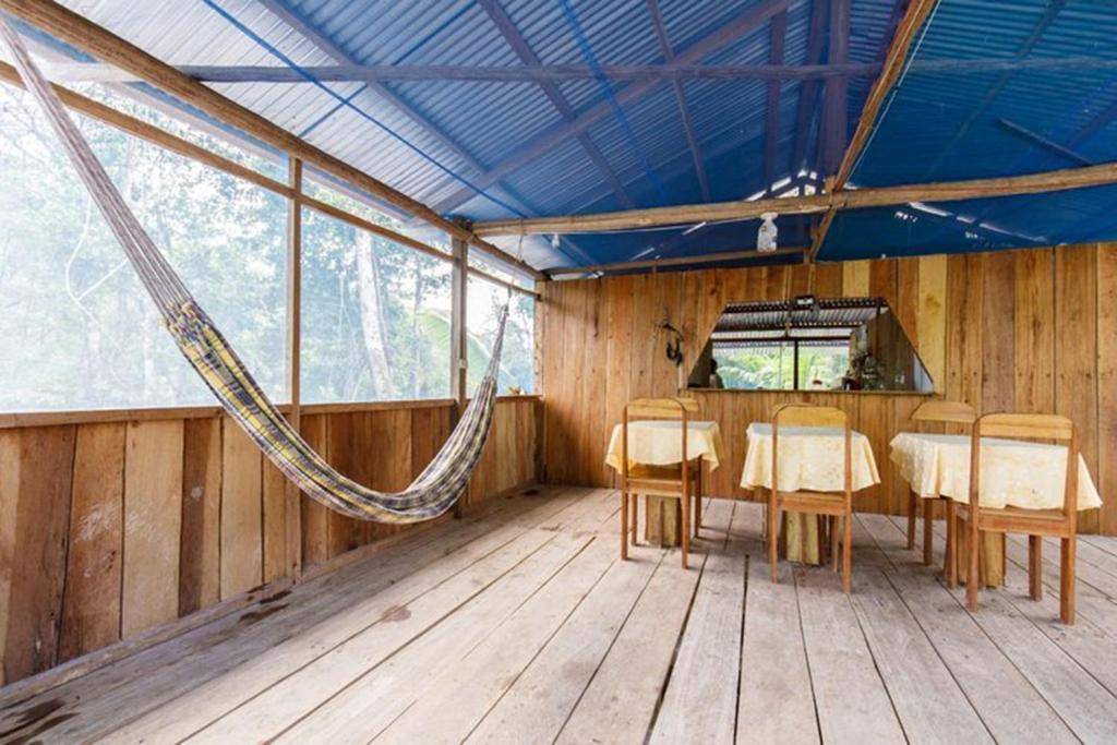 Red Uakari Jungle Lodge