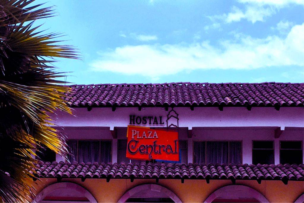 Hostal Plaza Central