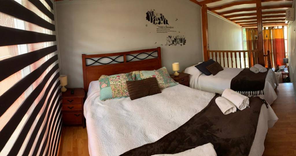 Hostal Almenas