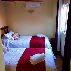 Hostal Almenas